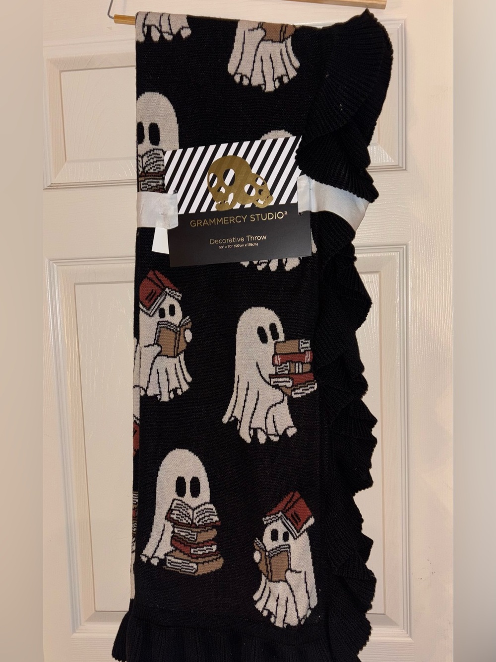 Halloween 2026 GHOST READING BOOKS Black Ruffle Decorative Throw Blanket NEW